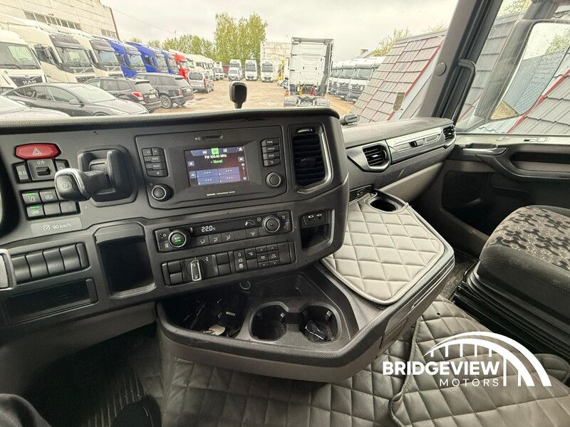 Тягач Scania R450: фото 18