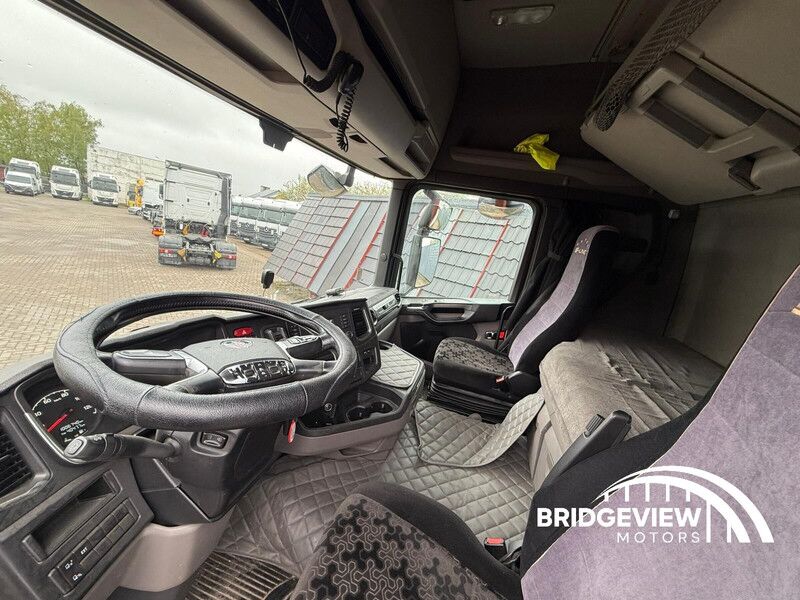 Тягач Scania R450: фото 16