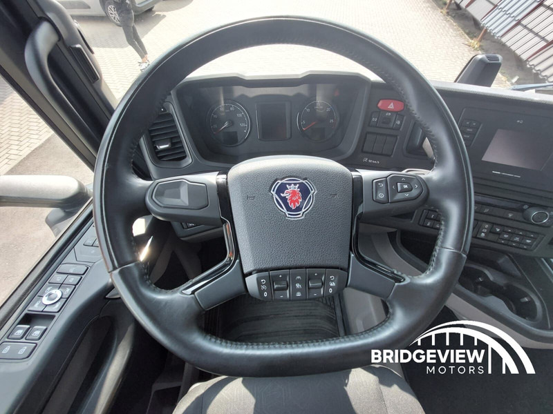 Тягач Scania R460: фото 16 Тягач Scania R460: фото 16