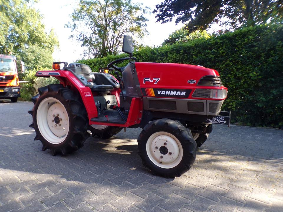 Kleintraktor Yanmar F-7 - Минитрактор: фото 1 Kleintraktor Yanmar F-7 - Минитрактор: фото 1