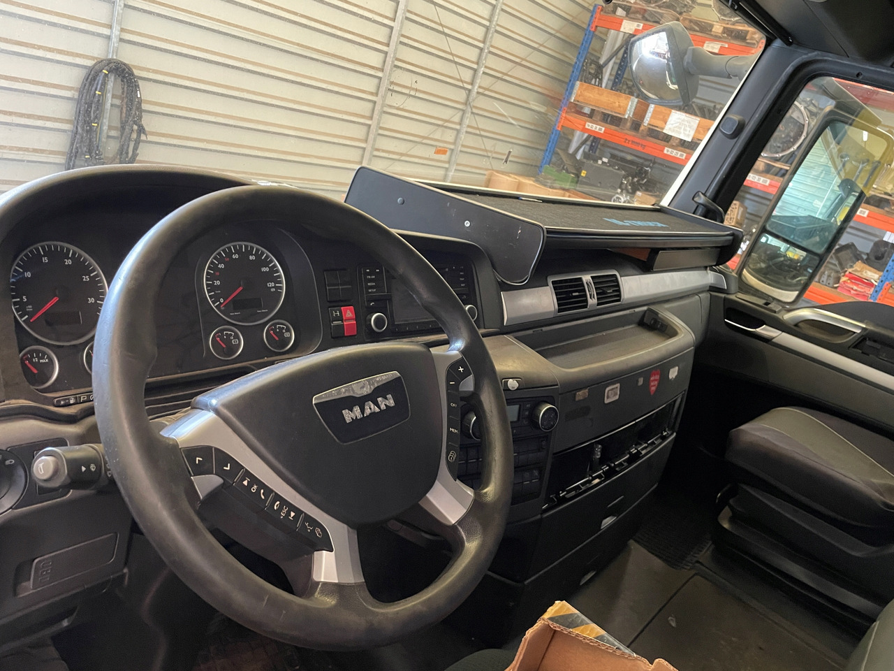 KABINA MAN TGX EURO 6 XLX BIAŁA KOLOR RAL 9010 - Кабина для Грузовиков: фото 3 KABINA MAN TGX EURO 6 XLX BIAŁA KOLOR RAL 9010 - Кабина для Грузовиков: фото 3