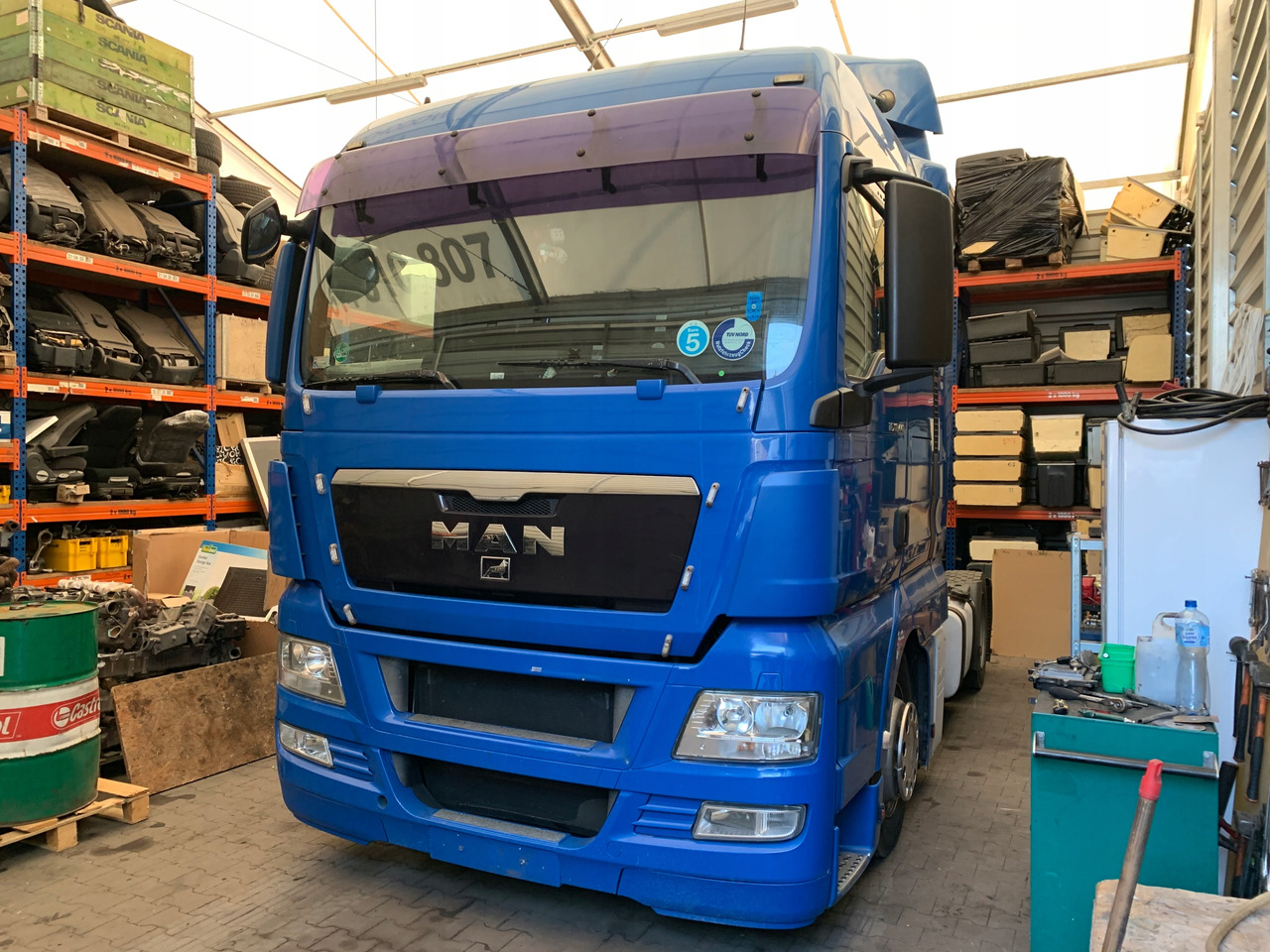 MASKA ATRAPA GRILL POLIK OWIEWKA MAN TGX - Капот для Грузовиков: фото 2 MASKA ATRAPA GRILL POLIK OWIEWKA MAN TGX - Капот для Грузовиков: фото 2