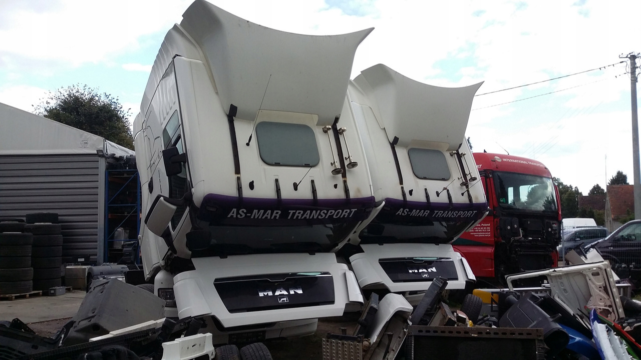 SPOILER SPOJLER OWIEWKA DACH DESKA MAN TGX XL - Аэродинамика/ Спойлеры для Грузовиков: фото 1 SPOILER SPOJLER OWIEWKA DACH DESKA MAN TGX XL - Аэродинамика/ Спойлеры для Грузовиков: фото 1