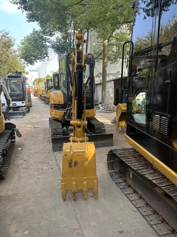 CATERPILLAR 303CR - Мини-экскаватор: фото 4 CATERPILLAR 303CR - Мини-экскаватор: фото 4