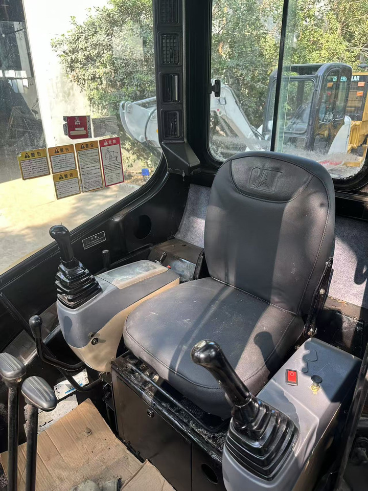 CATERPILLAR 303CR - Мини-экскаватор: фото 2 CATERPILLAR 303CR - Мини-экскаватор: фото 2