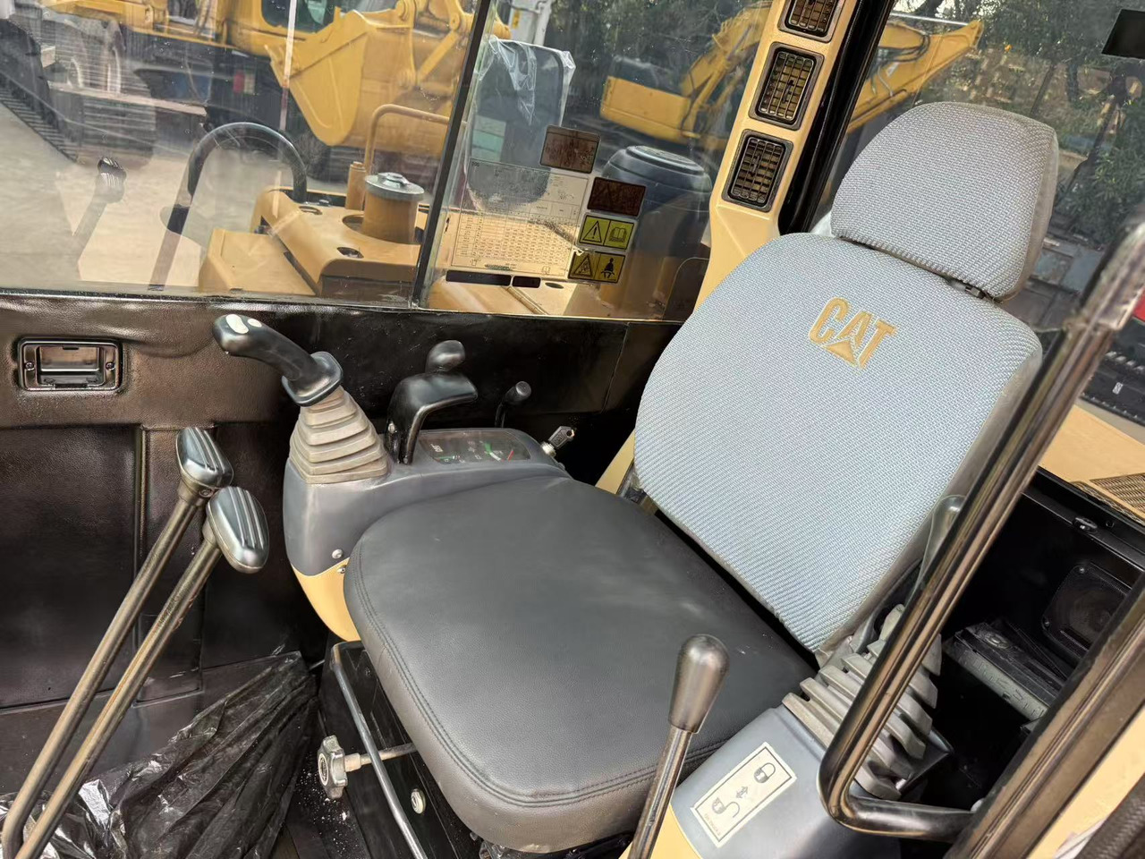 CATERPILLAR 306D - Мини-экскаватор: фото 5 CATERPILLAR 306D - Мини-экскаватор: фото 5