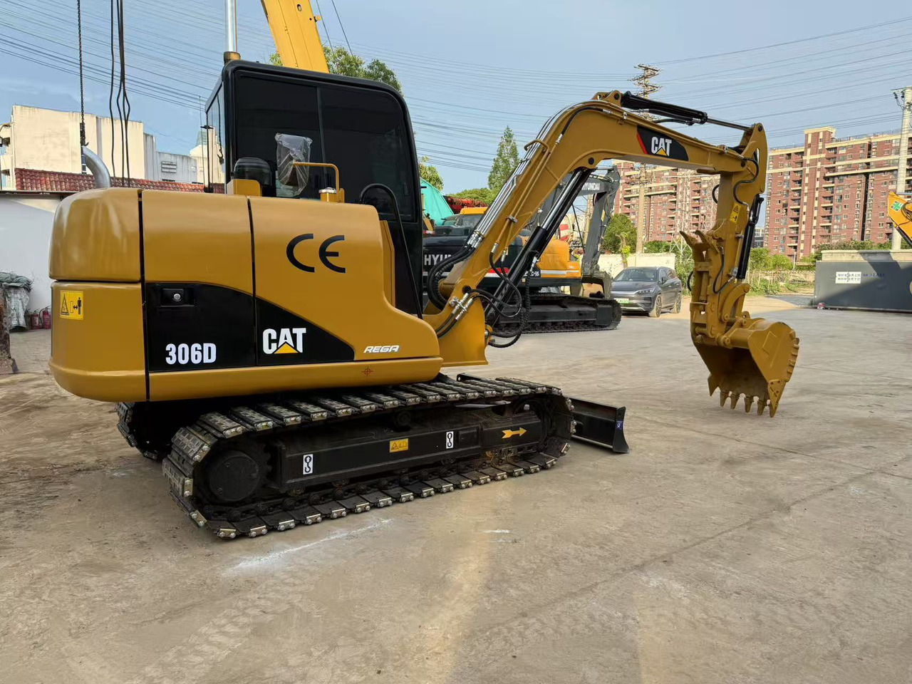 CATERPILLAR 306D - Мини-экскаватор: фото 2 CATERPILLAR 306D - Мини-экскаватор: фото 2