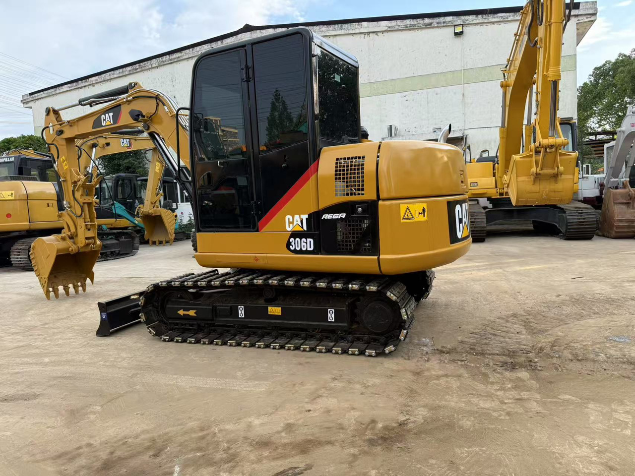 CATERPILLAR 306D - Мини-экскаватор: фото 1 CATERPILLAR 306D - Мини-экскаватор: фото 1