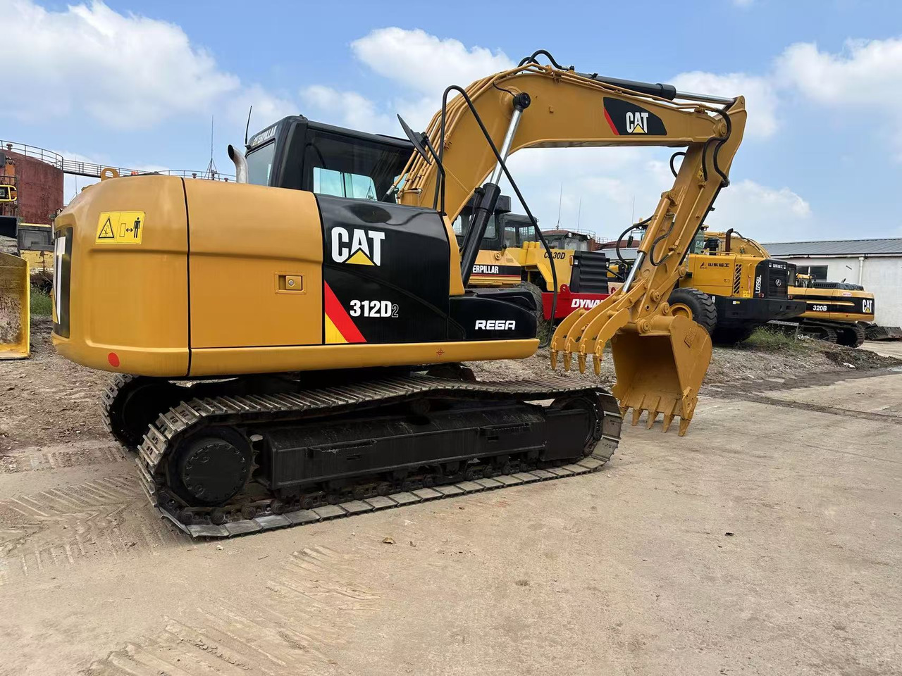 CATERPILLAR 312D2 - Гусеничный экскаватор: фото 4 CATERPILLAR 312D2 - Гусеничный экскаватор: фото 4