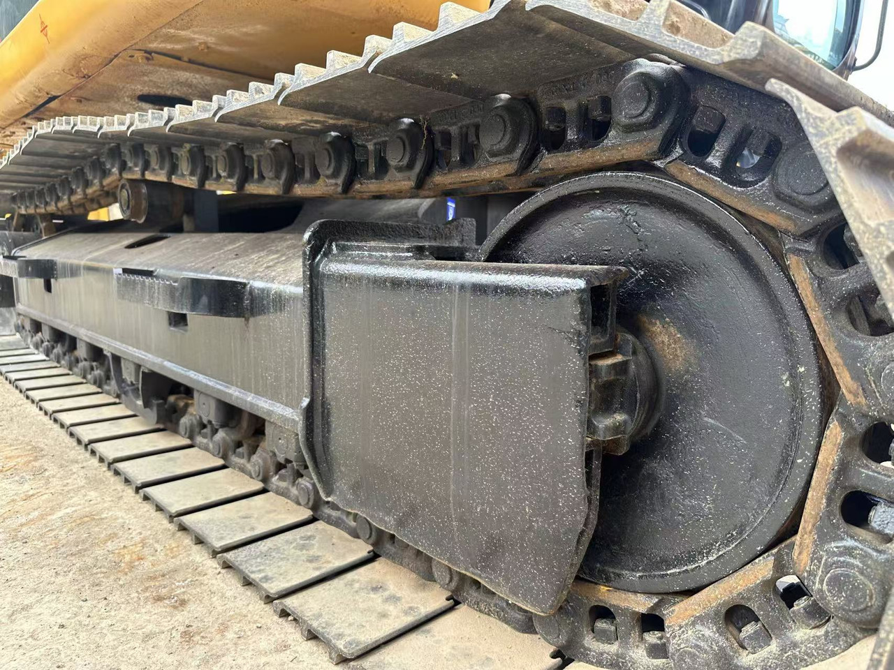 CATERPILLAR 312D2 - Гусеничный экскаватор: фото 3 CATERPILLAR 312D2 - Гусеничный экскаватор: фото 3