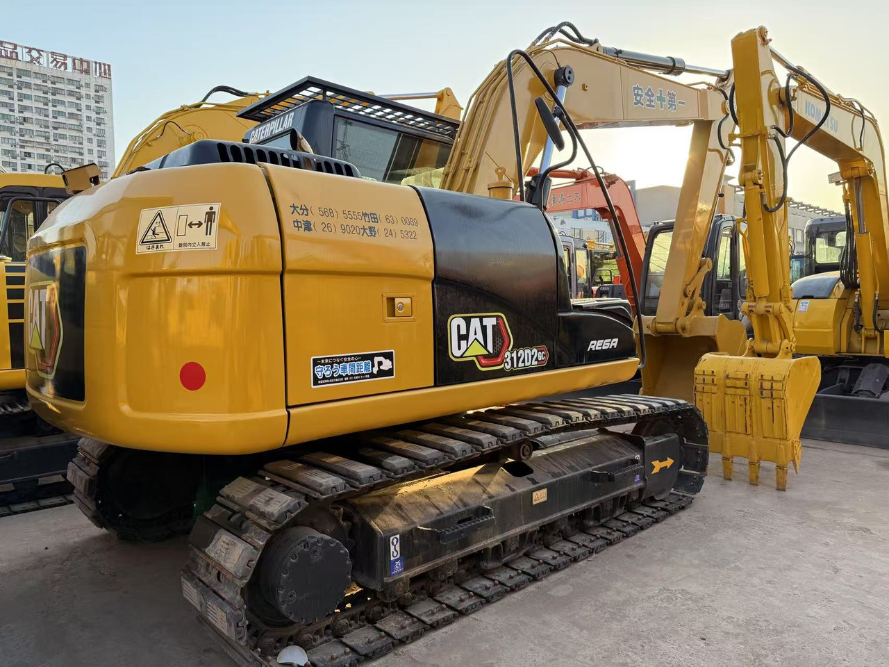 CATERPILLAR 312D2GC - Гусеничный экскаватор: фото 1 CATERPILLAR 312D2GC - Гусеничный экскаватор: фото 1