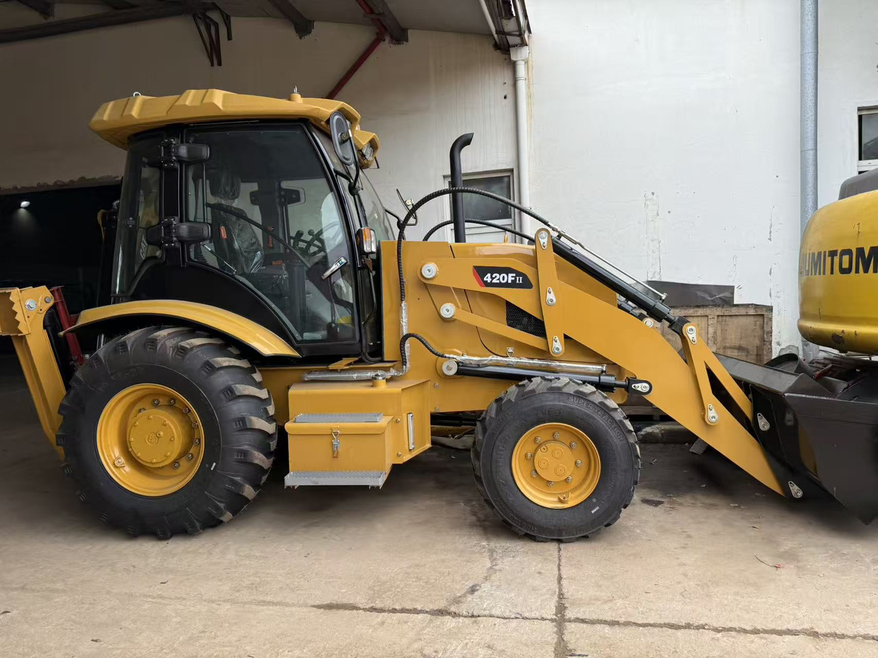 Caterpillar 420F - Экскаватор-погрузчик: фото 3 Caterpillar 420F - Экскаватор-погрузчик: фото 3