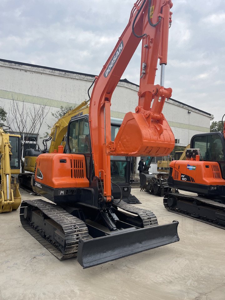 DOOSAN 5 TON DX60 with CE - Мини-экскаватор: фото 5 DOOSAN 5 TON DX60 with CE - Мини-экскаватор: фото 5