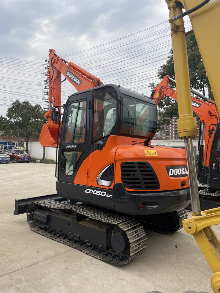 DOOSAN 5 TON DX60 with CE - Мини-экскаватор: фото 4 DOOSAN 5 TON DX60 with CE - Мини-экскаватор: фото 4
