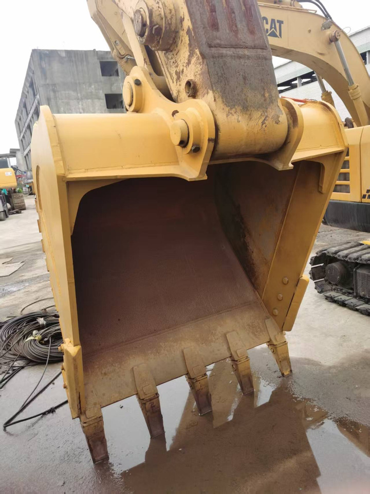 KOMATSU PC400-8 - Гусеничный экскаватор: фото 4 KOMATSU PC400-8 - Гусеничный экскаватор: фото 4