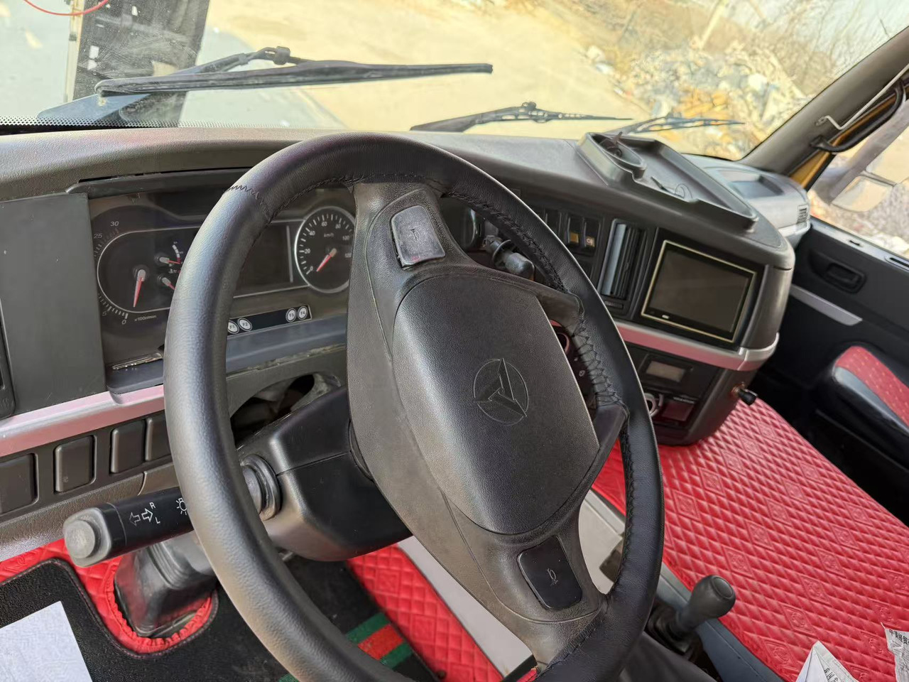 SANY STC1300 - Мобильный кран: фото 5 SANY STC1300 - Мобильный кран: фото 5