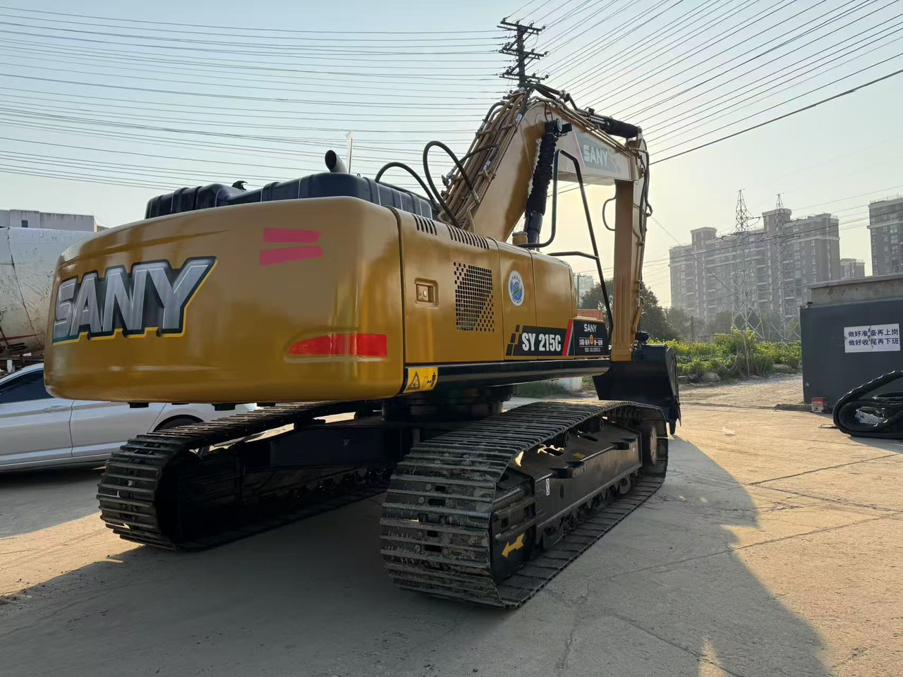 SANY SY215C - Гусеничный экскаватор: фото 5 SANY SY215C - Гусеничный экскаватор: фото 5
