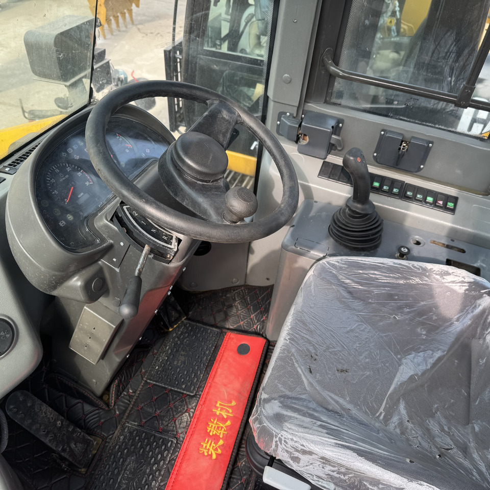 SDLG L956F - Колёсный погрузчик: фото 5 SDLG L956F - Колёсный погрузчик: фото 5