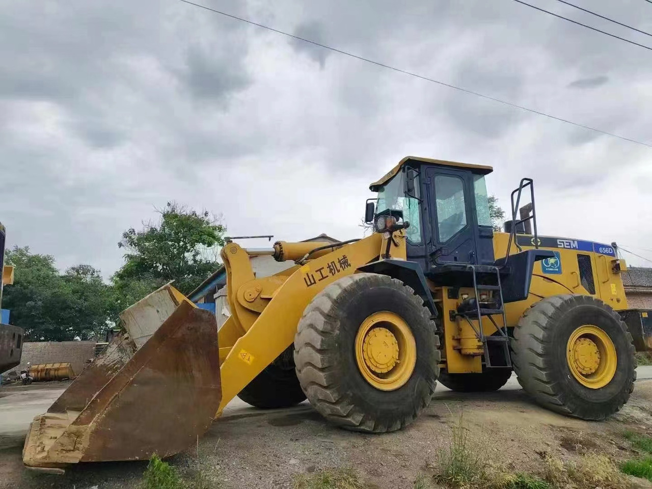 SEM 656D - Колёсный погрузчик: фото 2 SEM 656D - Колёсный погрузчик: фото 2
