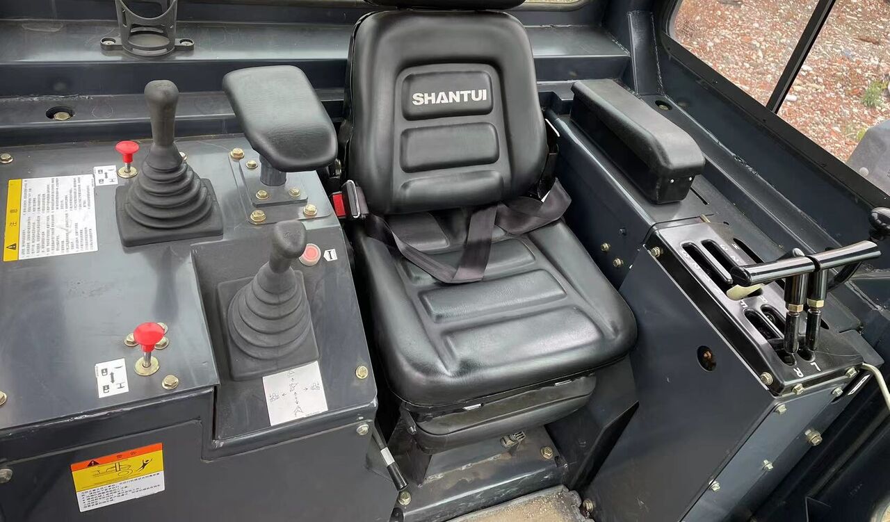 SHANTUI SD22 - Бульдозер: фото 4 SHANTUI SD22 - Бульдозер: фото 4