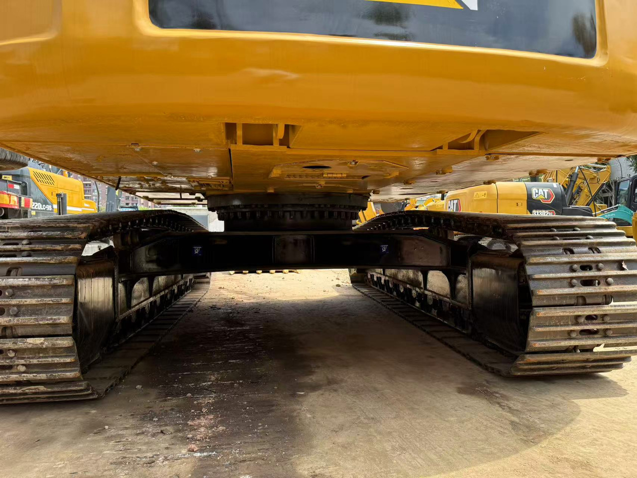 Caterpillar 325CL - Гусеничный экскаватор: фото 3 Caterpillar 325CL - Гусеничный экскаватор: фото 3