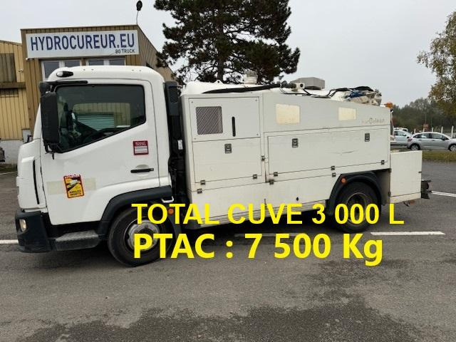 Renault D-Series - Ассенизатор: фото 1 Renault D-Series - Ассенизатор: фото 1