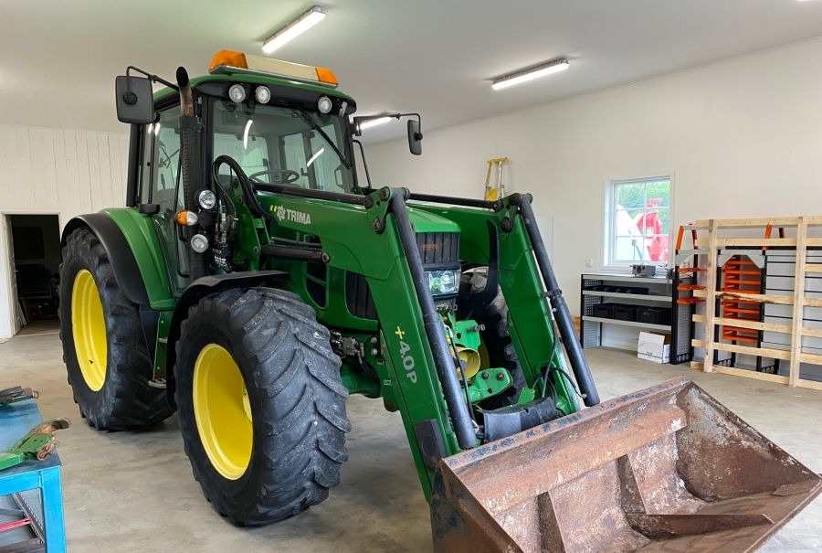 John Deere 6330 Premium - Трактор: фото 4 John Deere 6330 Premium - Трактор: фото 4