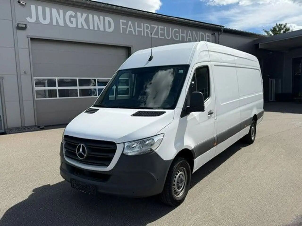 Mercedes-Benz Sprinter 317 CDI Maxi Lang Klima MBUX RWD - Цельнометаллический фургон: фото 2 Mercedes-Benz Sprinter 317 CDI Maxi Lang Klima MBUX RWD - Цельнометаллический фургон: фото 2