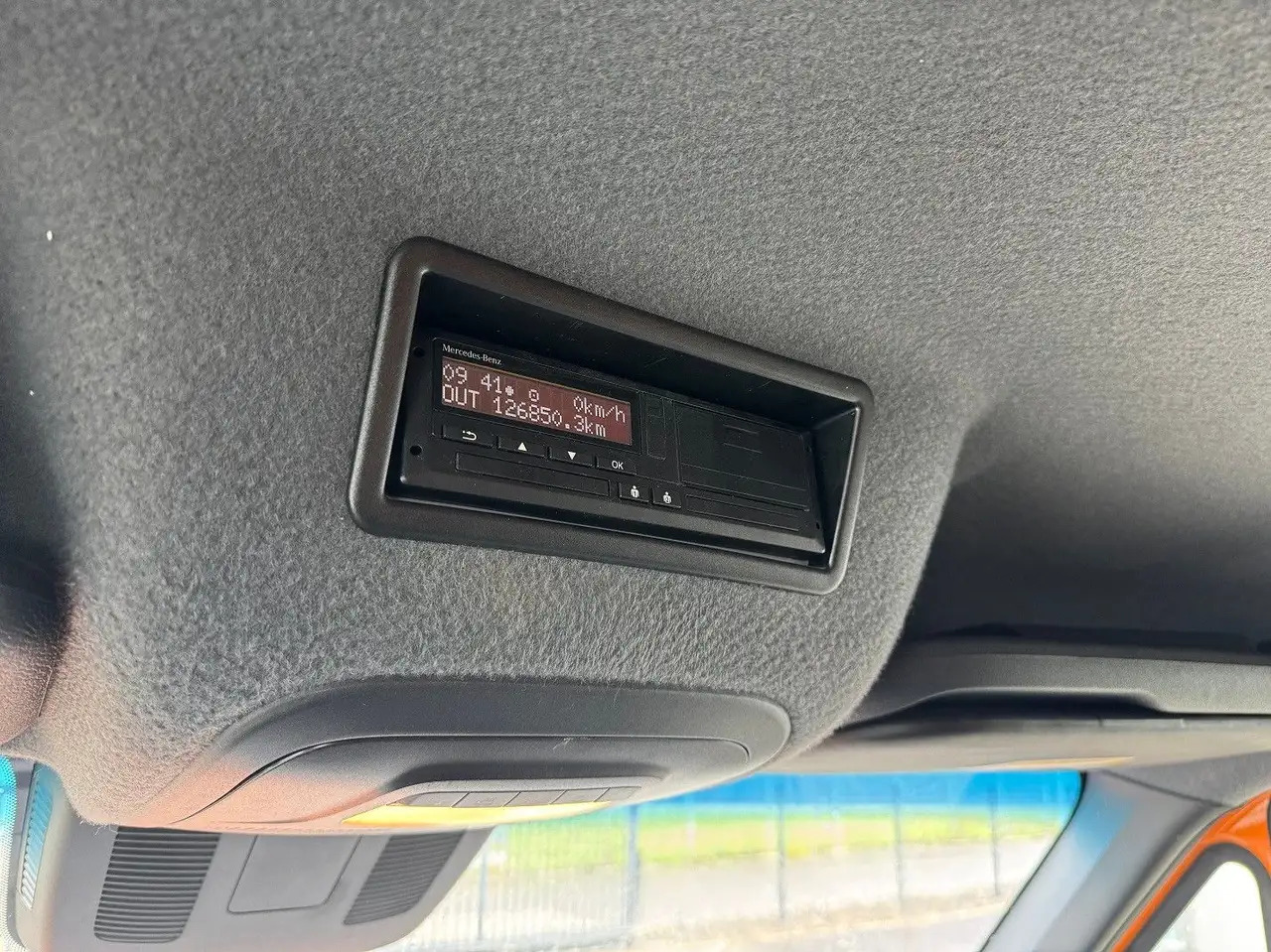 Малотоннажный седельный тягач, Грузопассажирский фургон Mercedes-Benz Sprinter 519 CDI Maxi Lang Doka AHK: фото 12