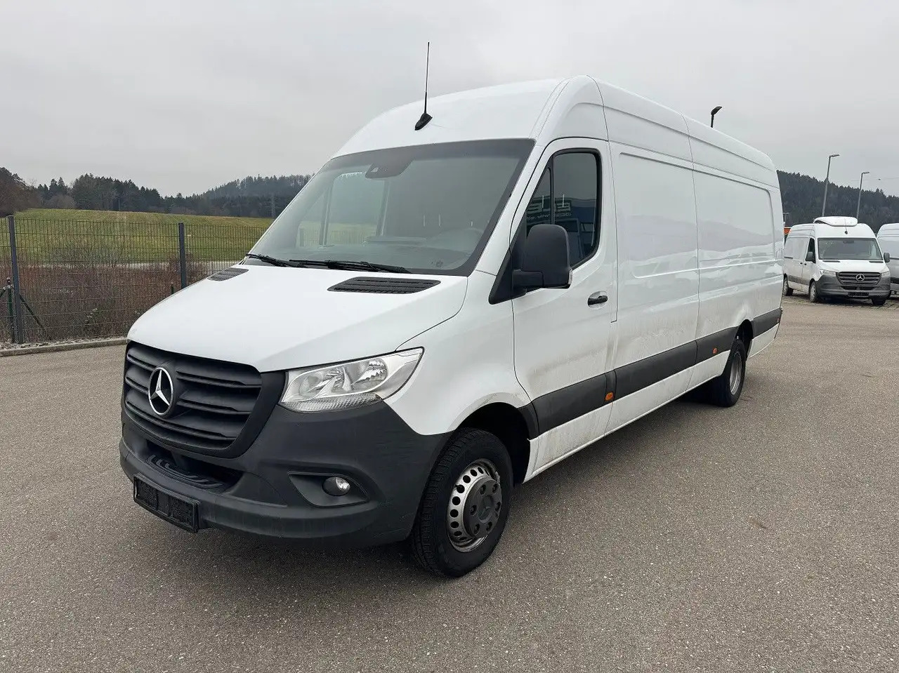 Mercedes-Benz Sprinter 519 CDI Maxi Lang Extralang XXL MBUX - Цельнометаллический фургон: фото 1 Mercedes-Benz Sprinter 519 CDI Maxi Lang Extralang XXL MBUX - Цельнометаллический фургон: фото 1