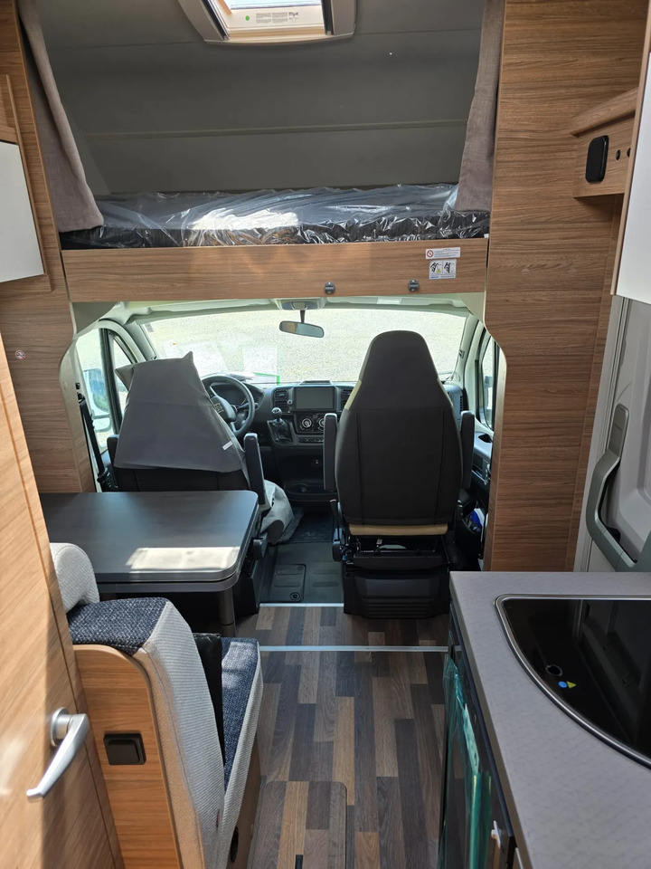 Weinsberg CaraHome 550 MG Aufbauklima., Markise, AHK лизинг Weinsberg CaraHome 550 MG Aufbauklima., Markise, AHK: фото 18