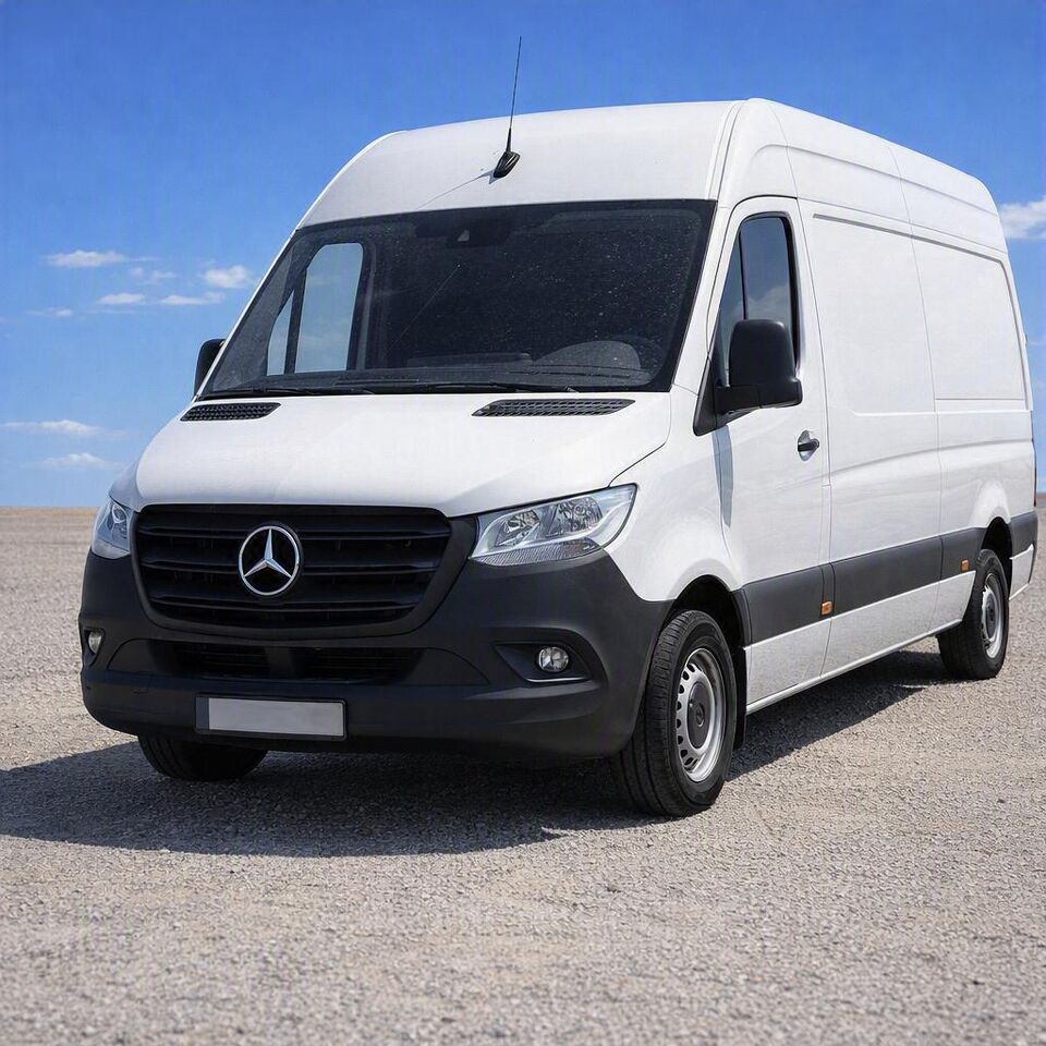 MERCEDES-BENZ Sprinter 317 CDI RWD VS30 - Грузовик с закрытым кузовом: фото 1 MERCEDES-BENZ Sprinter 317 CDI RWD VS30 - Грузовик с закрытым кузовом: фото 1