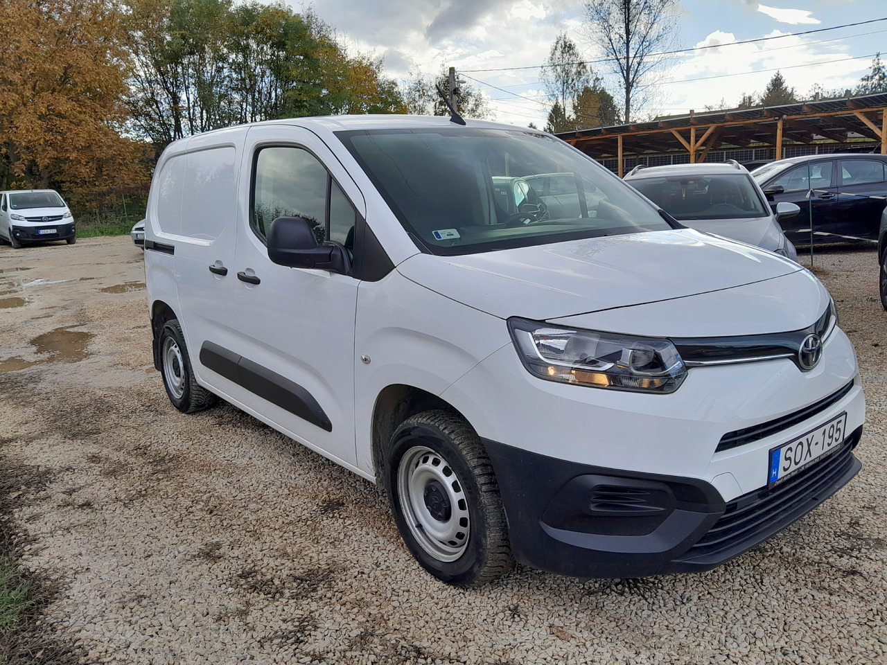 TOYOTA 1.5 City Active 3 Business - Легковой фургон: фото 1 TOYOTA 1.5 City Active 3 Business - Легковой фургон: фото 1