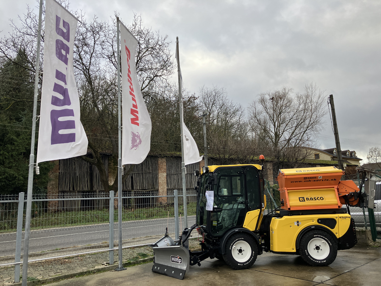 Multihog CX75 - Снегоуборочная машина: фото 1 Multihog CX75 - Снегоуборочная машина: фото 1