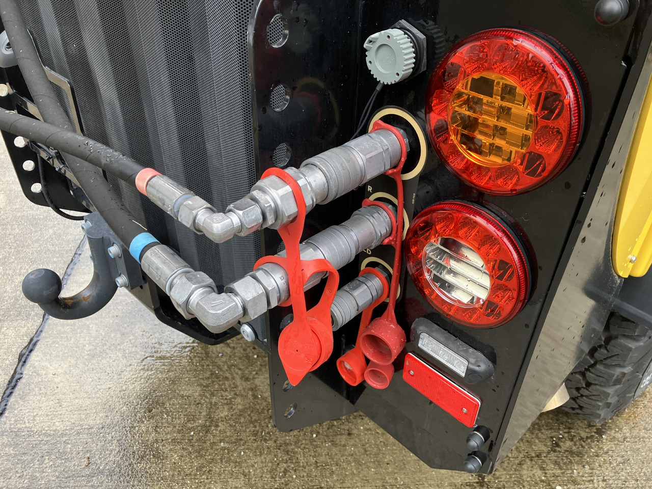 Multihog CX75 - Снегоуборочная машина: фото 5 Multihog CX75 - Снегоуборочная машина: фото 5