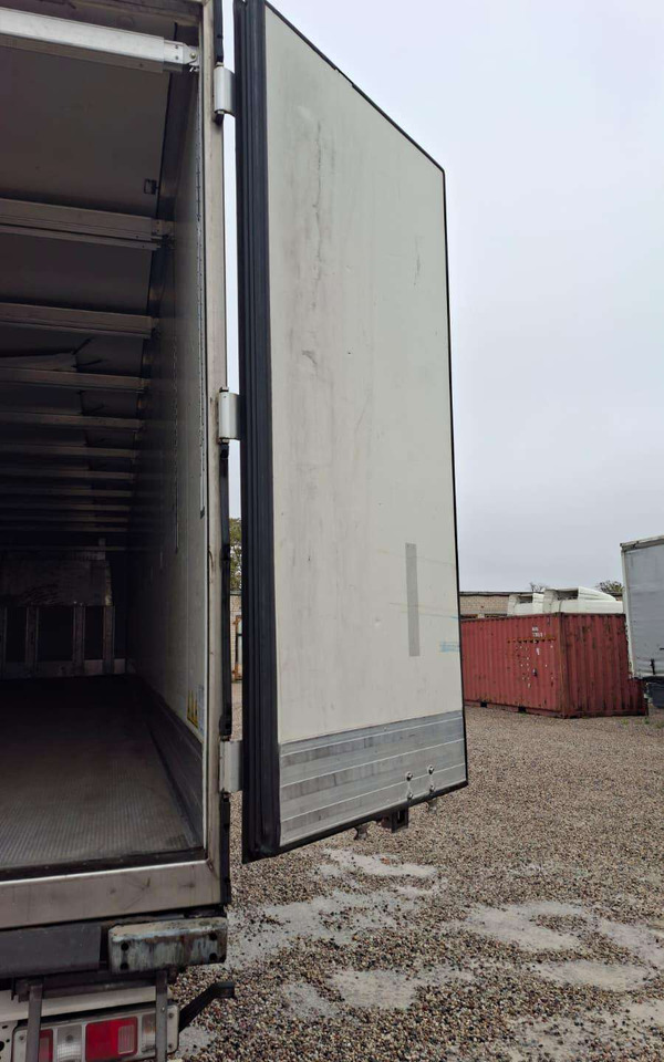 Полуприцеп-рефрижератор Krone SD: фото 16