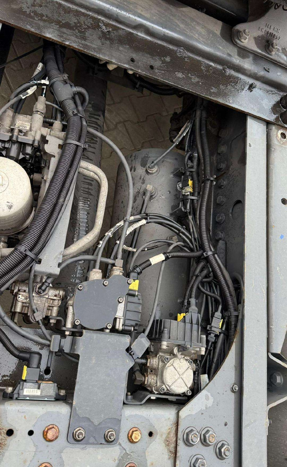 DAF XF 480 FT PTO ADR лизинг DAF XF 480 FT PTO ADR: фото 9