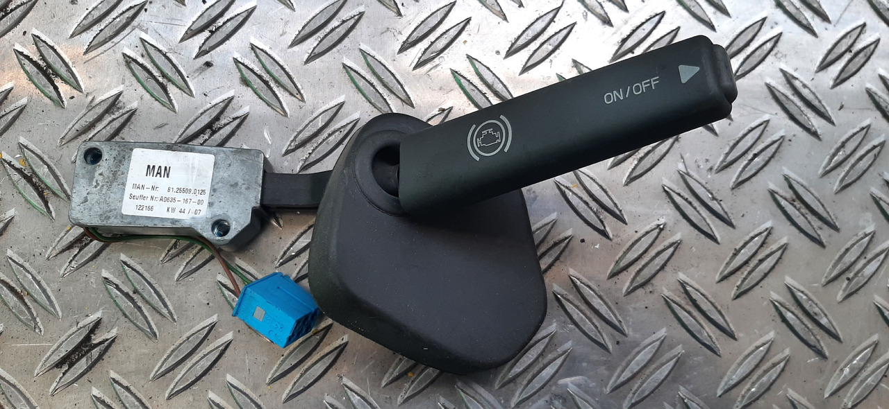 Gebr. Lenkstockschalter / Lenkstockhebel Motorbremse, MAN , Artikel - Nr. : 81.25509 - 0125 - Подрулевой переключатель для Грузовиков: фото 1 Gebr. Lenkstockschalter / Lenkstockhebel Motorbremse, MAN , Artikel - Nr. : 81.25509 - 0125 - Подрулевой переключатель для Грузовиков: фото 1