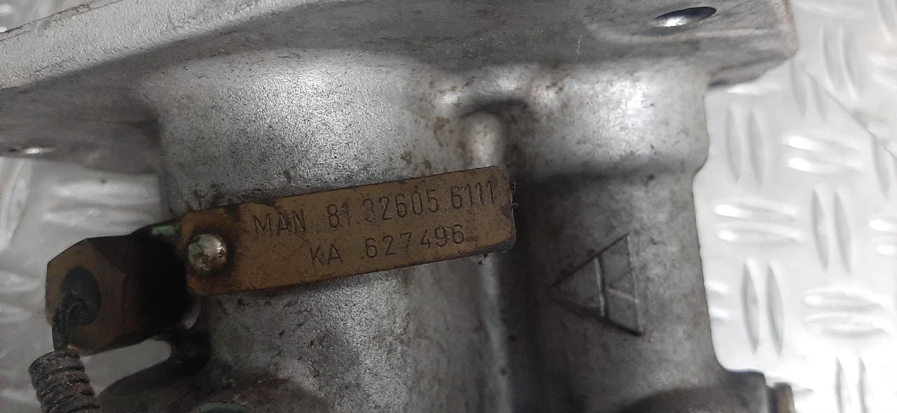 Gebrauchtes MAN Schaltgerät für Getriebe, Artikel - Nr. : 81.32605 - 6111 - Коробка передач и запчасти для Грузовиков: фото 3 Gebrauchtes MAN Schaltgerät für Getriebe, Artikel - Nr. : 81.32605 - 6111 - Коробка передач и запчасти для Грузовиков: фото 3