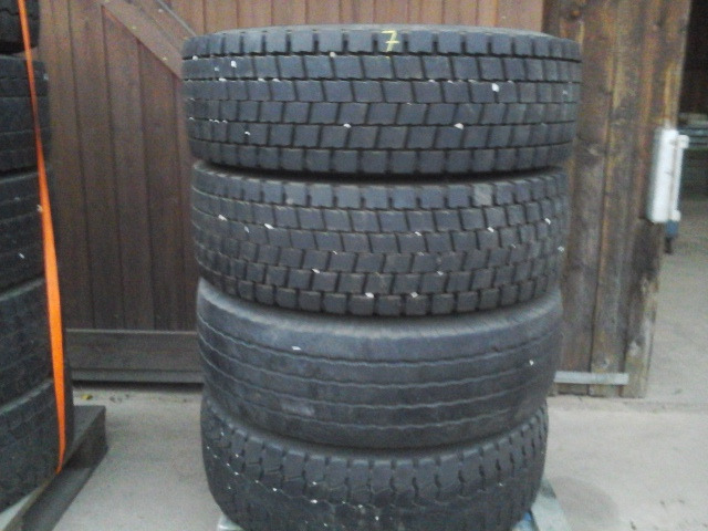 Reifen 285 /70 x 19,5 - Шина для Грузовиков: фото 1 Reifen 285 /70 x 19,5 - Шина для Грузовиков: фото 1