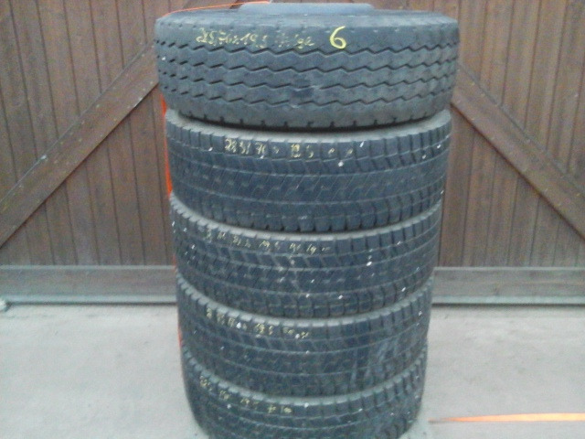 Reifen 285 / 70x 19,5 - Шина для Грузовиков: фото 1 Reifen 285 / 70x 19,5 - Шина для Грузовиков: фото 1