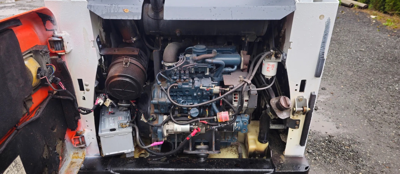 BOBCAT S570 - Мини-погрузчик с бортовым поворотом: фото 4 BOBCAT S570 - Мини-погрузчик с бортовым поворотом: фото 4