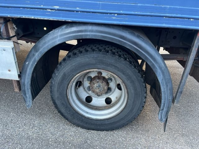 DAF DAF45 130 - Грузовик с закрытым кузовом: фото 4 DAF DAF45 130 - Грузовик с закрытым кузовом: фото 4