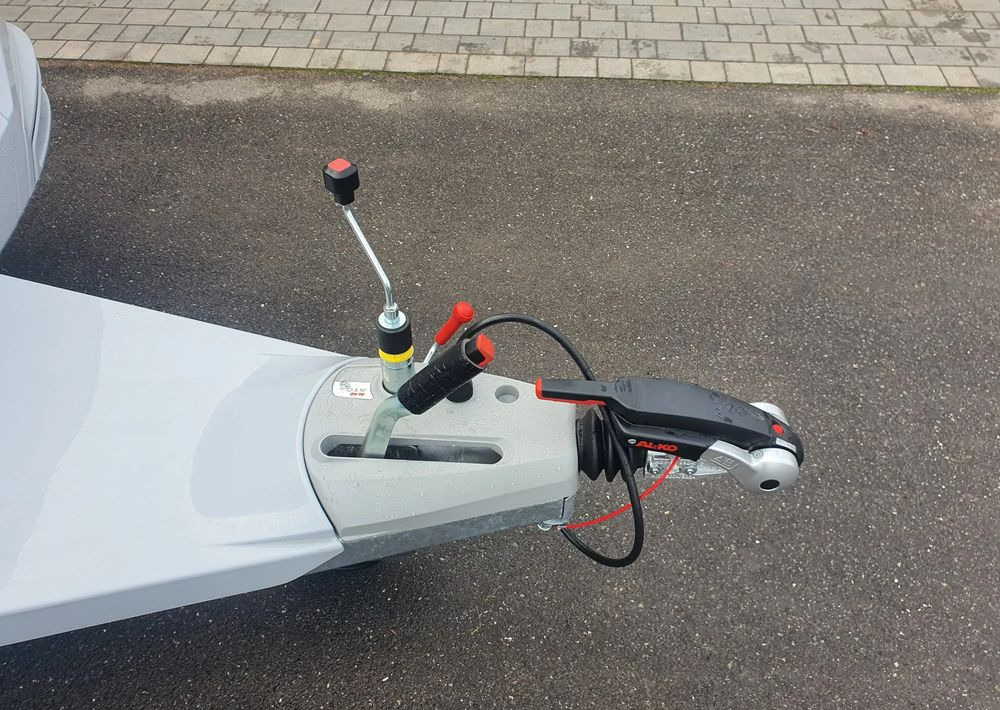 KNAUS SUDWIND 580 QS BLACK SELECTION 2026 / ALDE - Прицеп дача: фото 5 KNAUS SUDWIND 580 QS BLACK SELECTION 2026 / ALDE - Прицеп дача: фото 5