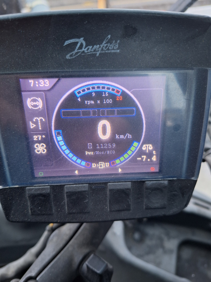 KALMAR DCG 100 45 ES7 - Контейнерный погрузчик: фото 4 KALMAR DCG 100 45 ES7 - Контейнерный погрузчик: фото 4