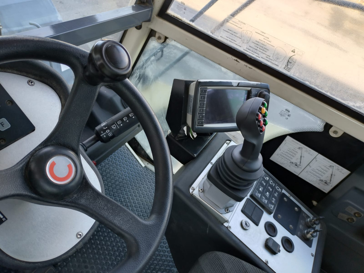 KONECRANES LiftAce 5-31 - Ричстакер: фото 2 KONECRANES LiftAce 5-31 - Ричстакер: фото 2