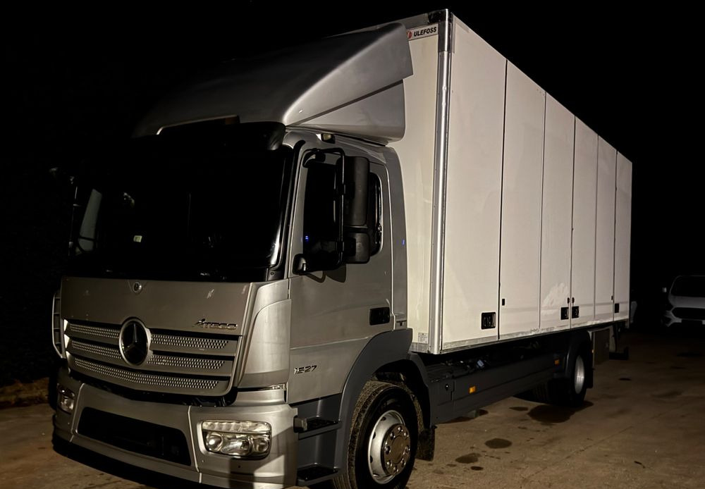 Mercedes-Benz ATEGO 1527 /EURO 6 /KONTENER+WINDA/IZOTERMA/ASO/NISKI PRZEBIEG/ - Рефрижератор: фото 1 Mercedes-Benz ATEGO 1527 /EURO 6 /KONTENER+WINDA/IZOTERMA/ASO/NISKI PRZEBIEG/ - Рефрижератор: фото 1