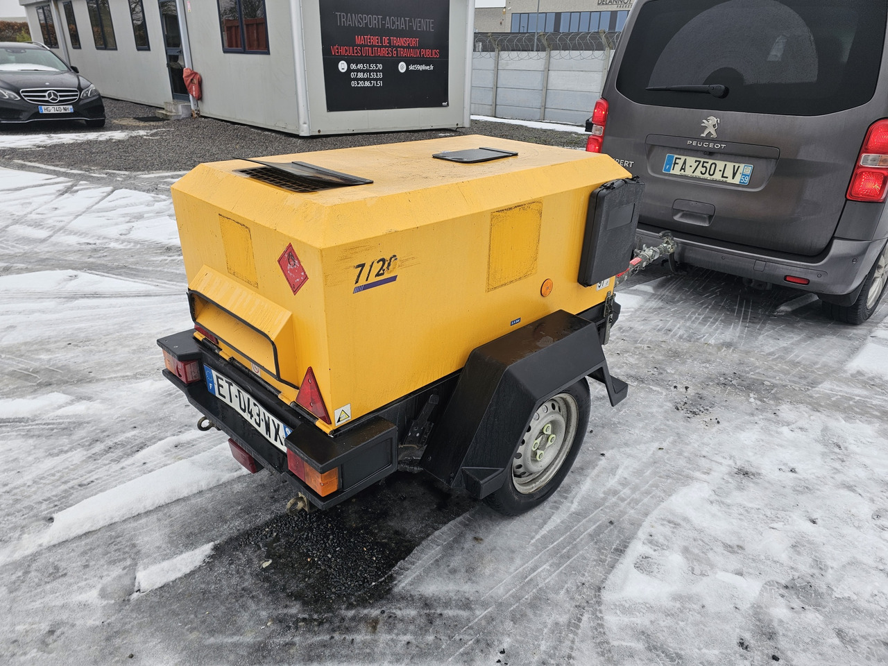 DOOSAN 7/20 - Воздушный компрессор: фото 1 DOOSAN 7/20 - Воздушный компрессор: фото 1