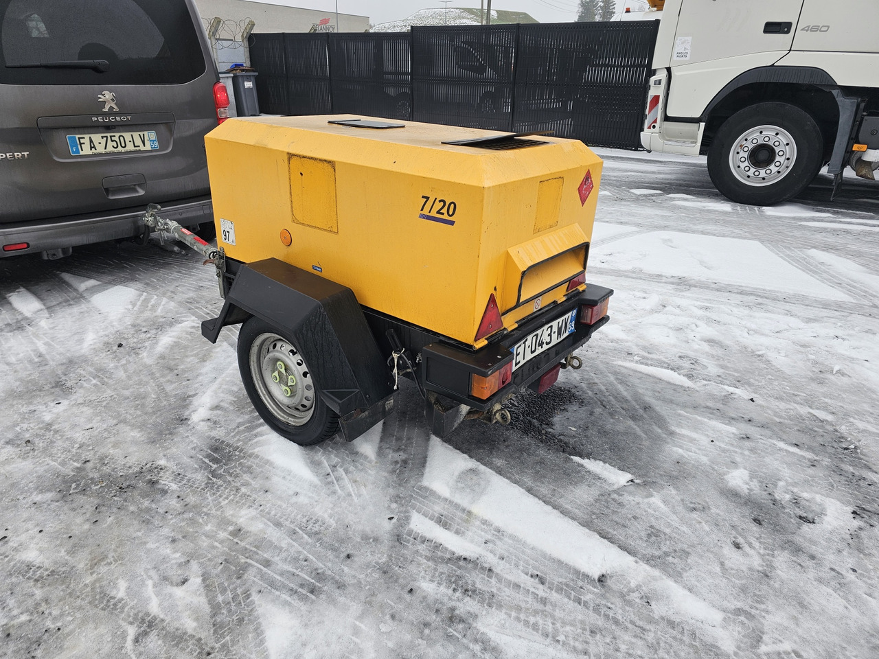 DOOSAN 7/20 - Воздушный компрессор: фото 3 DOOSAN 7/20 - Воздушный компрессор: фото 3