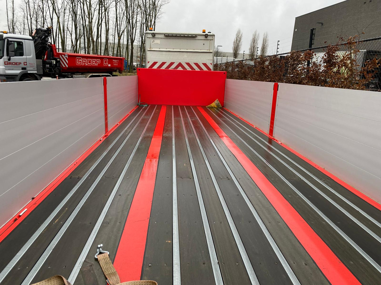 A&D - Низкорамный прицеп: фото 2 A&D - Низкорамный прицеп: фото 2